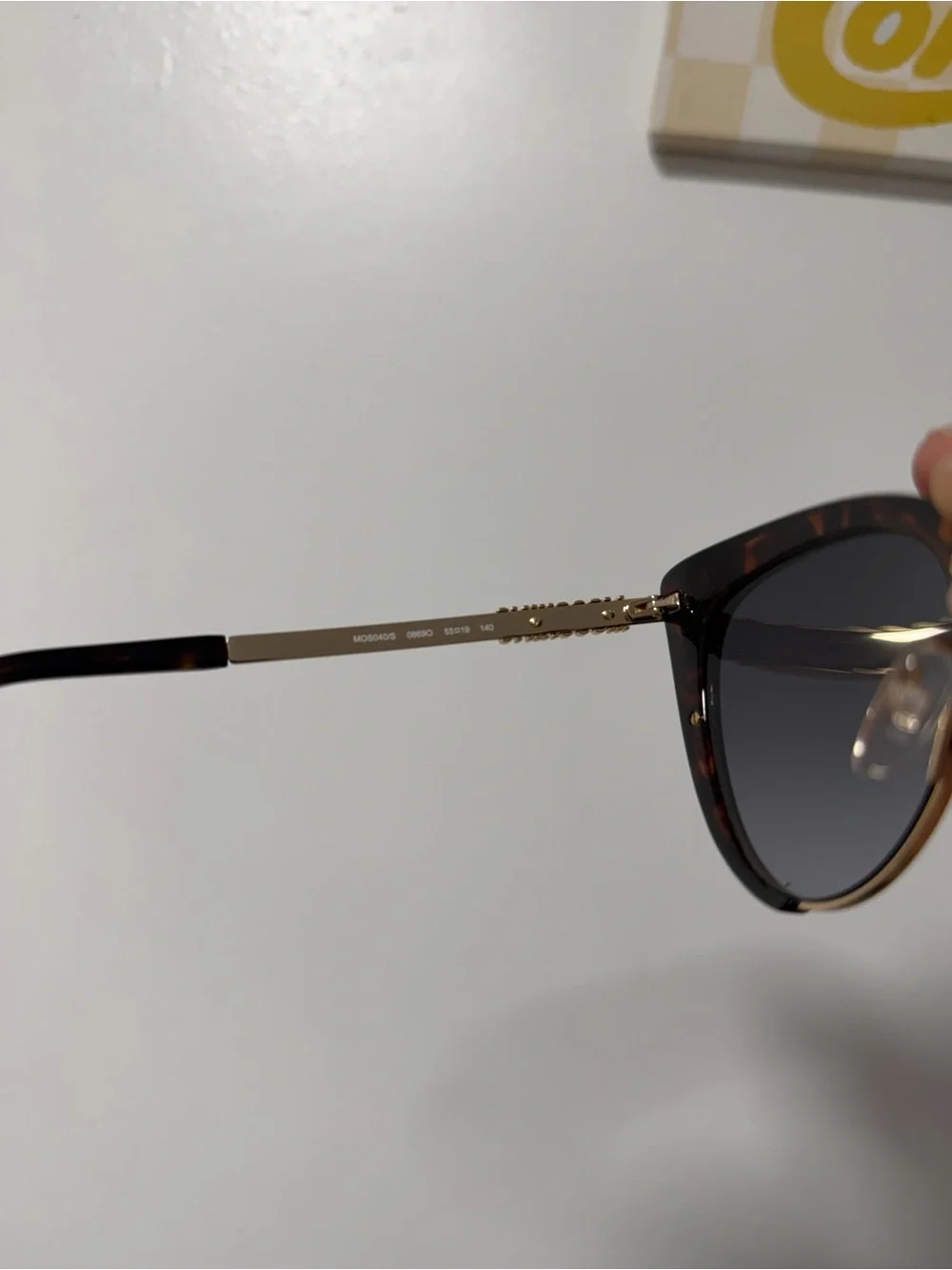 Moschino Tortoiseshell Cat-Eye Sunglasses with Gold Temples - Brown/Black